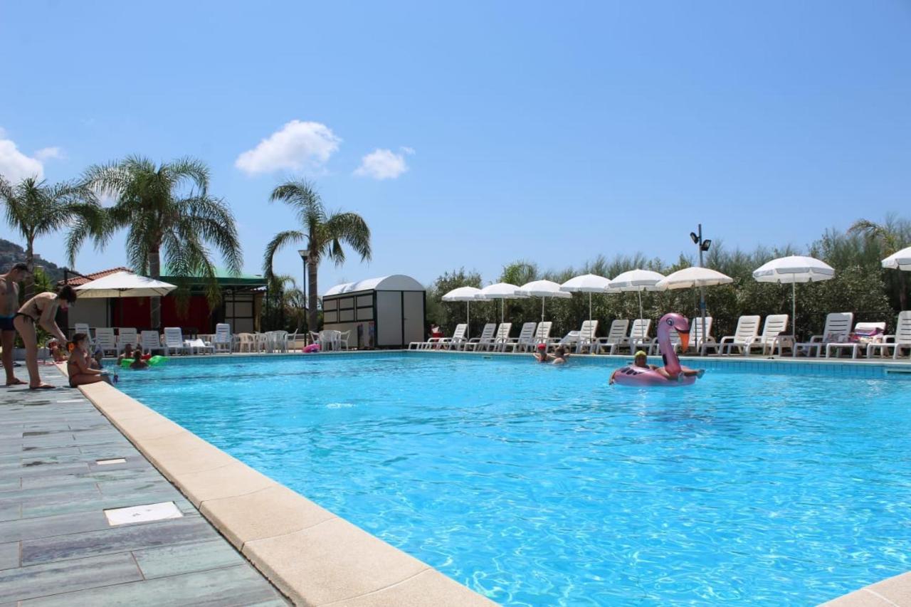 Residence Le Magnolie Praia a Mare Exterior photo