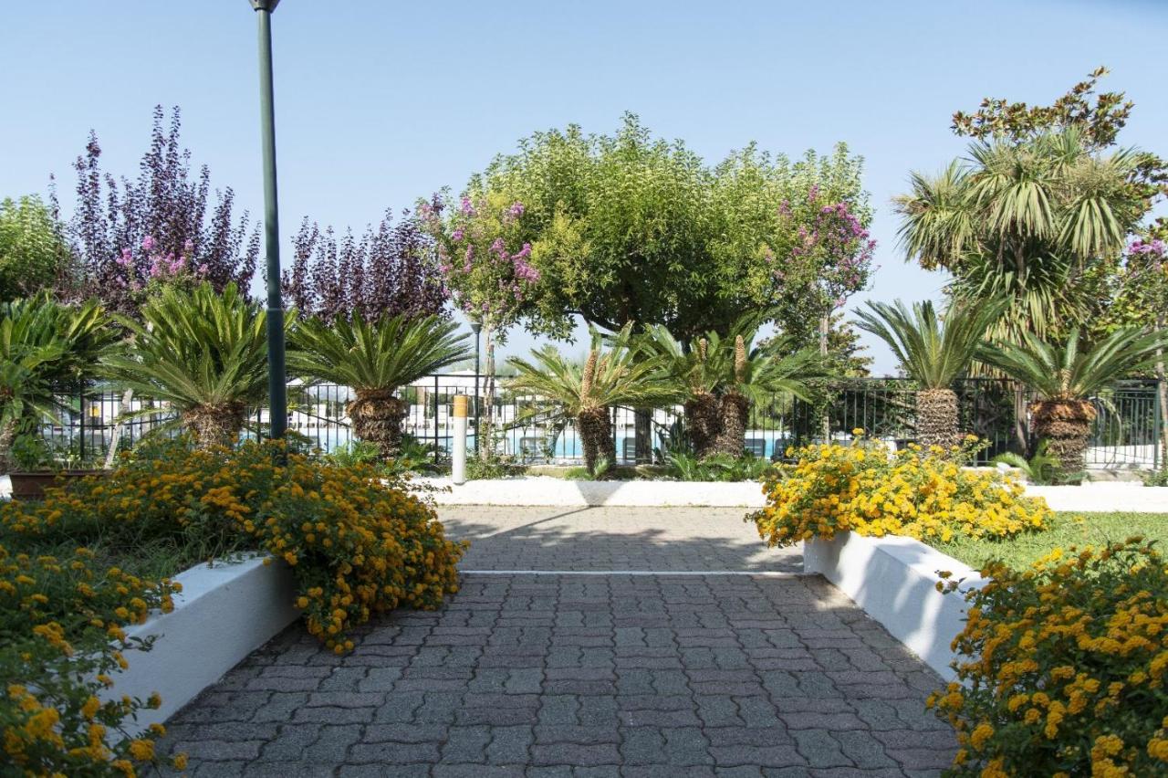Residence Le Magnolie Praia a Mare Exterior photo